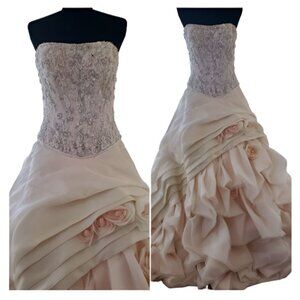 Luxurious Couture Designer Wedding Runway Swarovski Crystals Flowers Gown Dress
